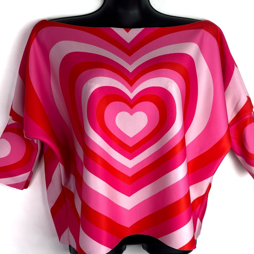 Creators infinity Heart element Cropped Top